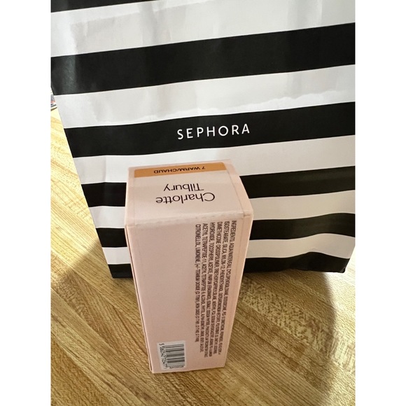 Charlotte tilbury foundation - Picture 3 of 4